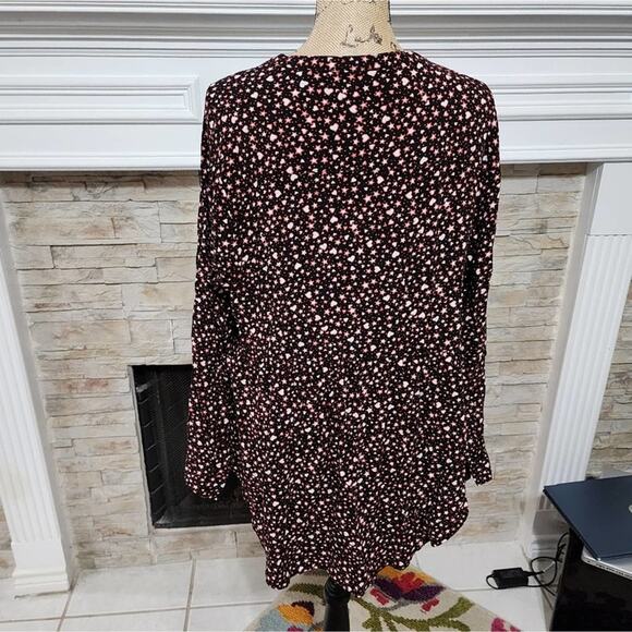 Torrid Emma Babydoll Rayon Slub Lace Trim hearts and stars Tunic Top plus size 2 - Picture 6 of 12